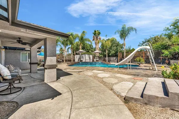 25186 Lake, Hemet, CA 92544
