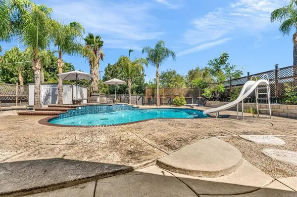 25186 Lake, Hemet, CA 92544