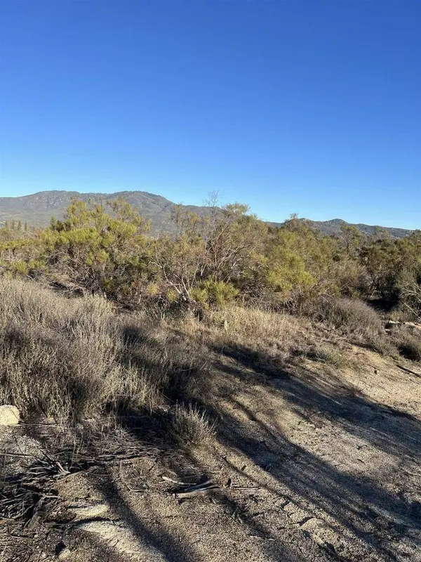 1 Overton, Hemet, CA 92544
