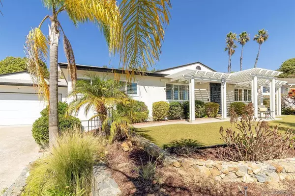 10028 Resmar Pl, La Mesa, CA 91941