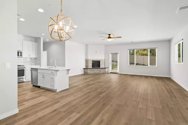 9212 Rickie RD, Lakeside, CA 92040