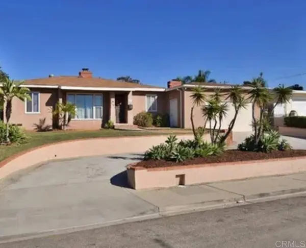 881 First AVE, Chula Vista, CA 91911