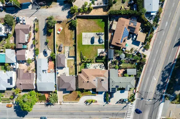 881 First AVE, Chula Vista, CA 91911