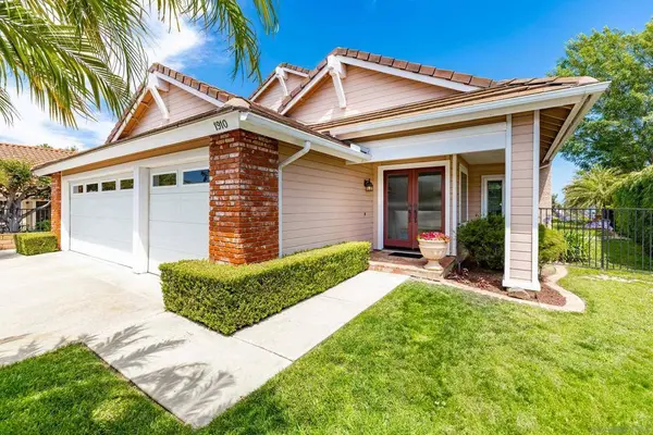 1910 Vineyard Avenue, Vista, CA 92081