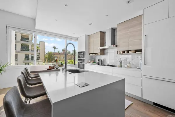 2604 5th AVE #301, San Diego, CA 92103