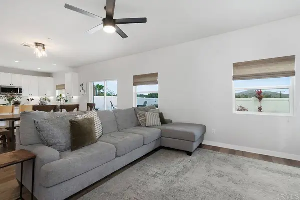 1643 Raecorte PL, Escondido, CA 92026