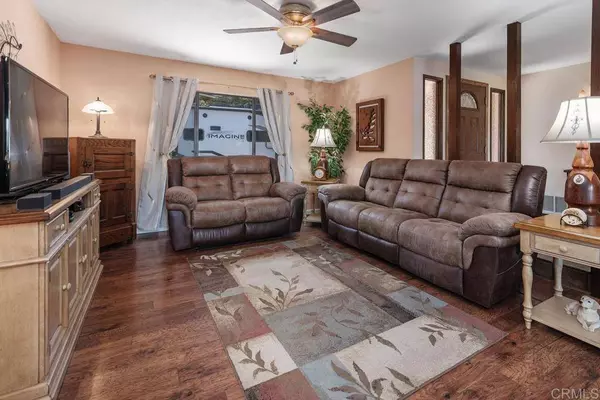 1601 Donalor DR, Escondido, CA 92027