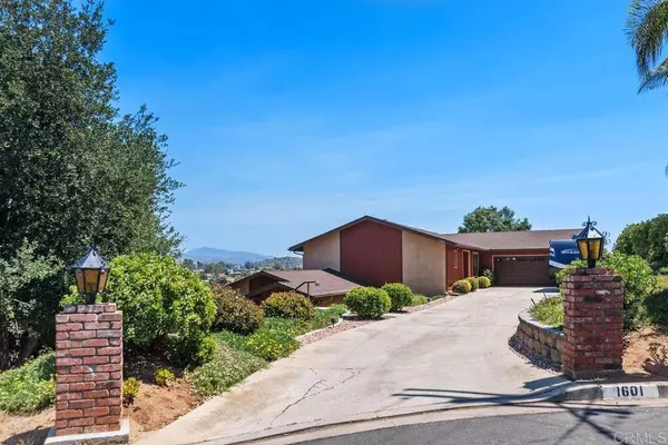 1601 Donalor DR, Escondido, CA 92027