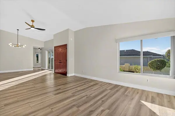 135 Neptune PL, Escondido, CA 92026