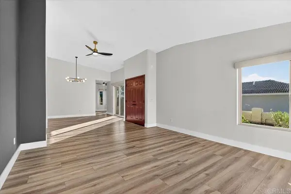 135 Neptune PL, Escondido, CA 92026