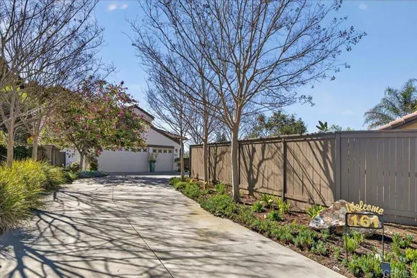 161 Willow Meadow PL, Escondido, CA 92027