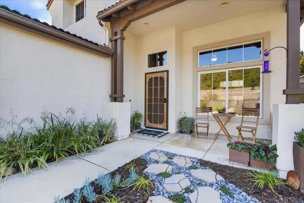 161 Willow Meadow PL, Escondido, CA 92027