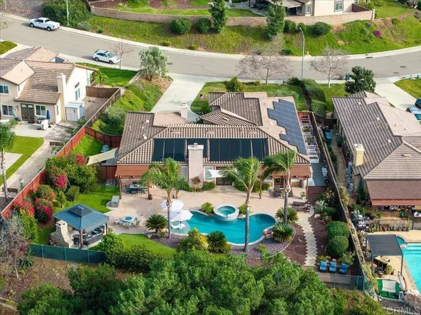 877 Hidden View LN, Escondido, CA 92027