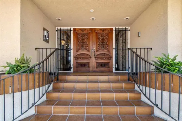 3290 6Th AVE #4C, San Diego, CA 92103