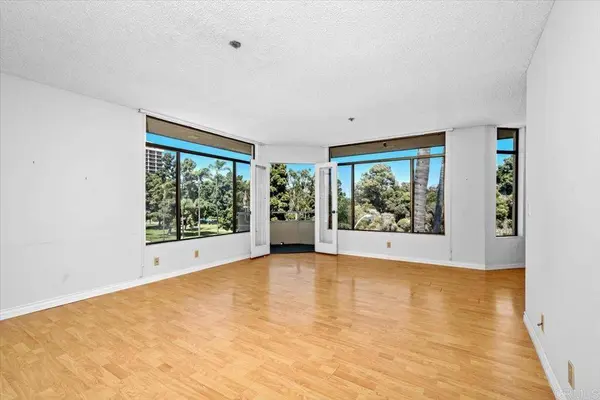 3290 6Th AVE #4C, San Diego, CA 92103