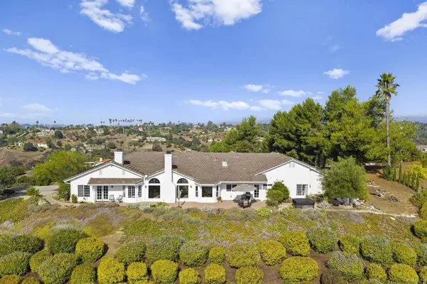 2975 Dos Lomas, Fallbrook, CA 92028