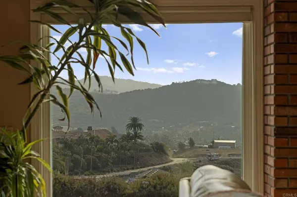 2975 Dos Lomas, Fallbrook, CA 92028