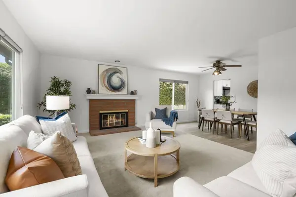 2550 Unicornio ST, Carlsbad, CA 92009