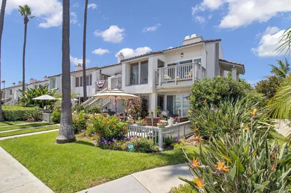 18 Kingston CT E, Coronado, CA 92118