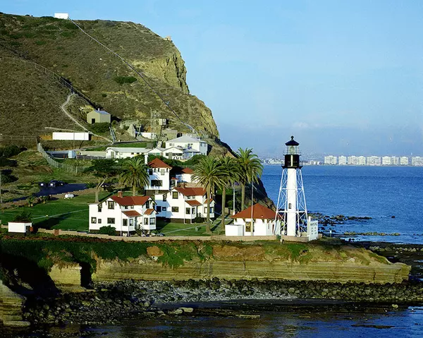 point-loma-lighthouse