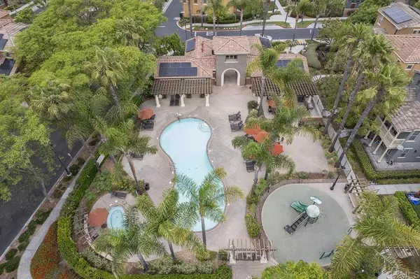 1883 Aquamarine CT #9, Chula Vista, CA 91913