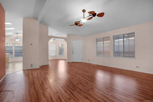 2300 E Valley Pkwy #SPC 101, Escondido, CA 92027