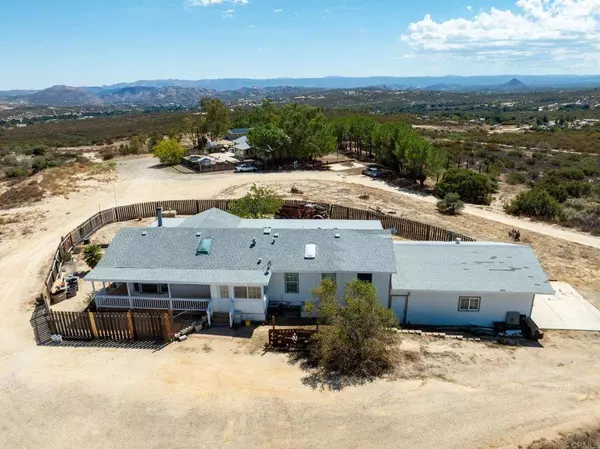 2415 17 Angel DR, Boulevard, CA 91905