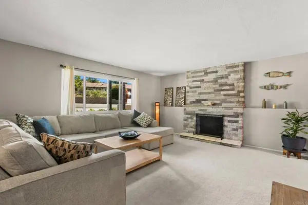 2007 S Juniper ST, Escondido, CA 92025