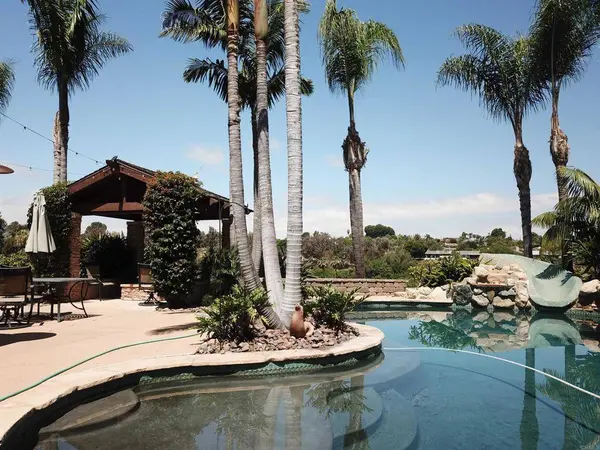 6382 Lake Shore DR, San Diego, CA 92119