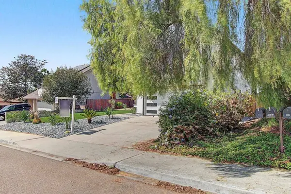 1957 Duke ST, Chula Vista, CA 91913