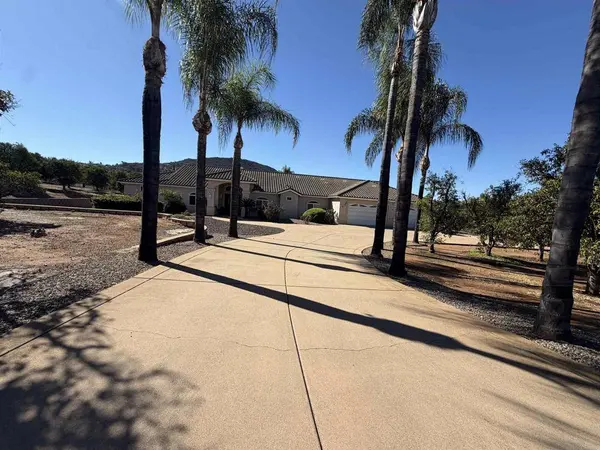 11690 Minneola CIR, Valley Center, CA 92082
