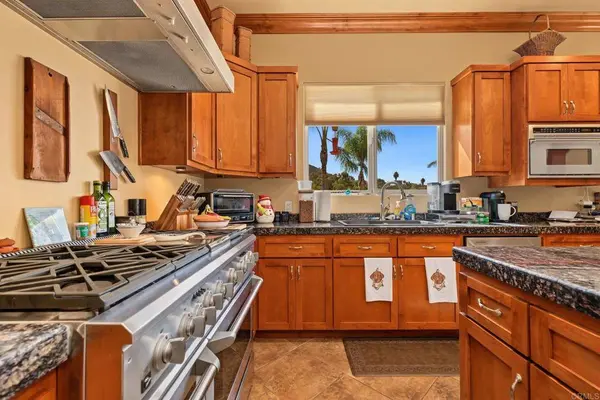 11690 Minneola CIR, Valley Center, CA 92082