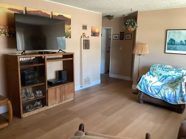 617 Osage St, Spring Valley, CA 91977