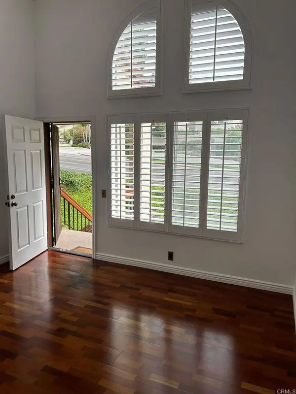 4040 Porte La Paz #75, San Diego, CA 92122