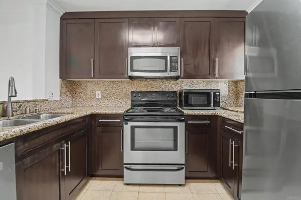 7405 Charmant Dr #2022, San Diego, CA 92122