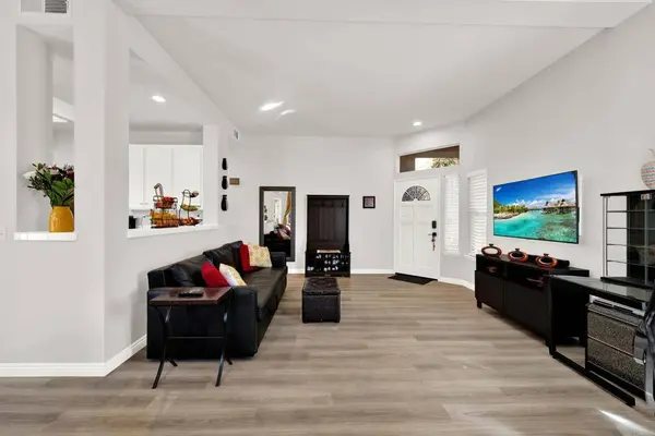 11196 Portobelo Dr, San Diego, CA 92124
