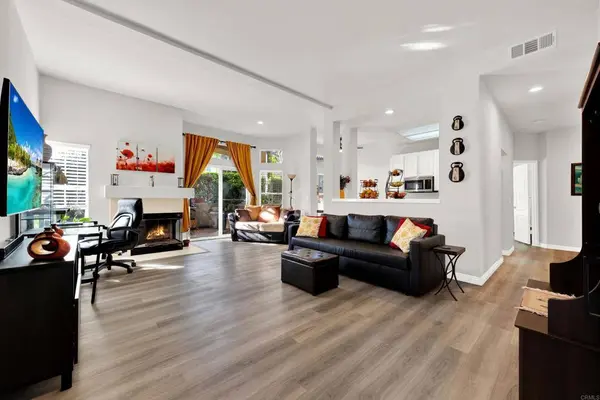 11196 Portobelo Dr, San Diego, CA 92124