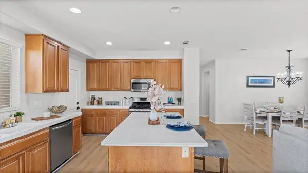 34592 Wintersweet LN, Winchester, CA 92596