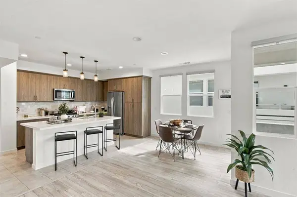 2088 Tango LOOP #2, Chula Vista, CA 91915
