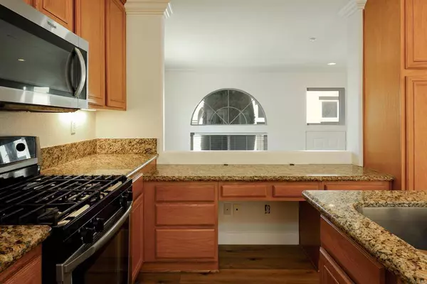 3718 Mykonos LN #158, San Diego, CA 92130