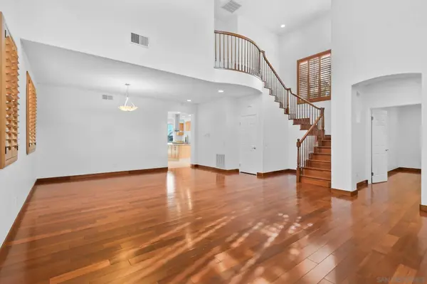 972 Merced River Rd, Chula Vista, CA 91913