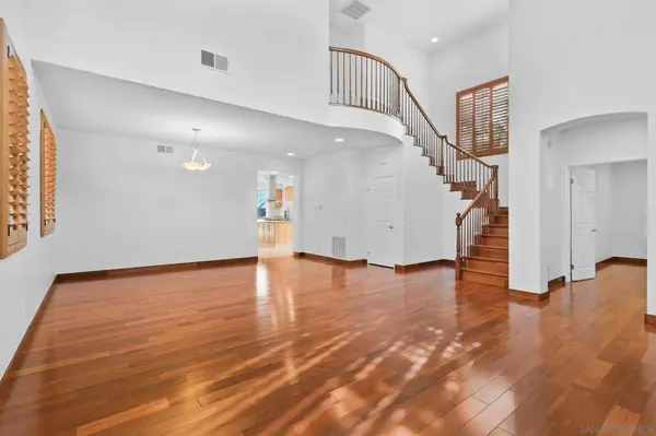 972 Merced River Rd, Chula Vista, CA 91913