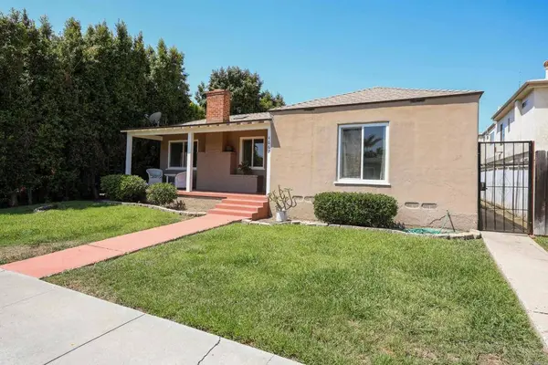 4662 Bancroft #4664, San Diego, CA 92116