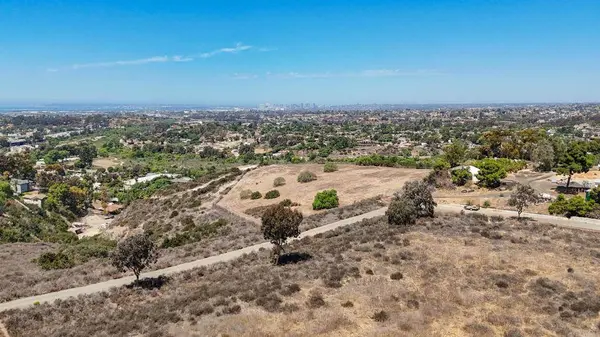 Randy LN, Bonita, CA 91902