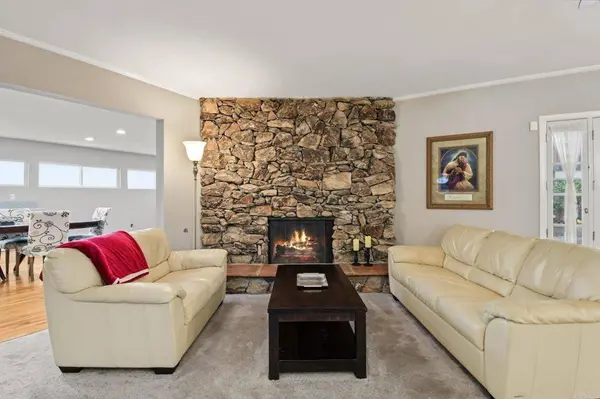 318 Rose View PL, Chula Vista, CA 91910