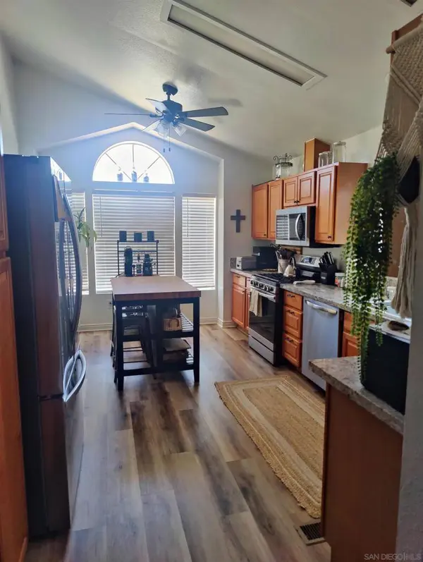 15935 Spring Oaks Rd #65, El Cajon, CA 92021