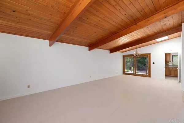 8456 Sugarman DR, La Jolla, CA 92037