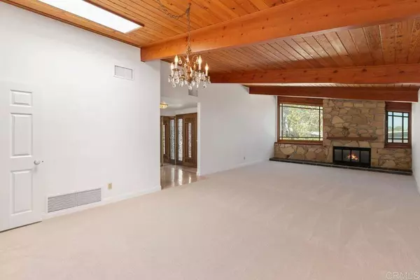 8456 Sugarman DR, La Jolla, CA 92037