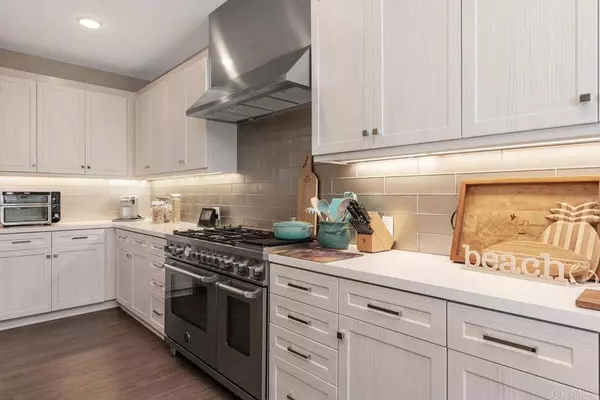 800 Grand AVE #105, Carlsbad, CA 92008