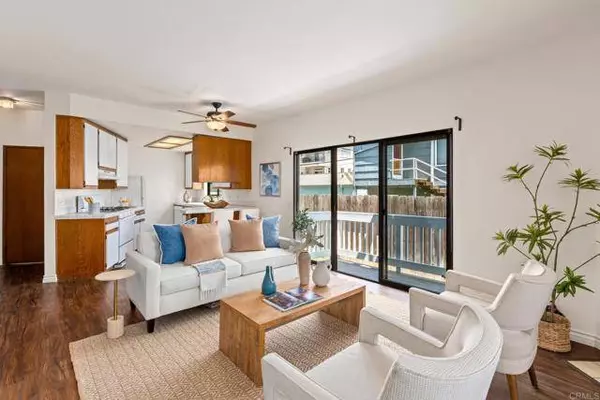 371 D Avenue #C, Coronado, CA 92118